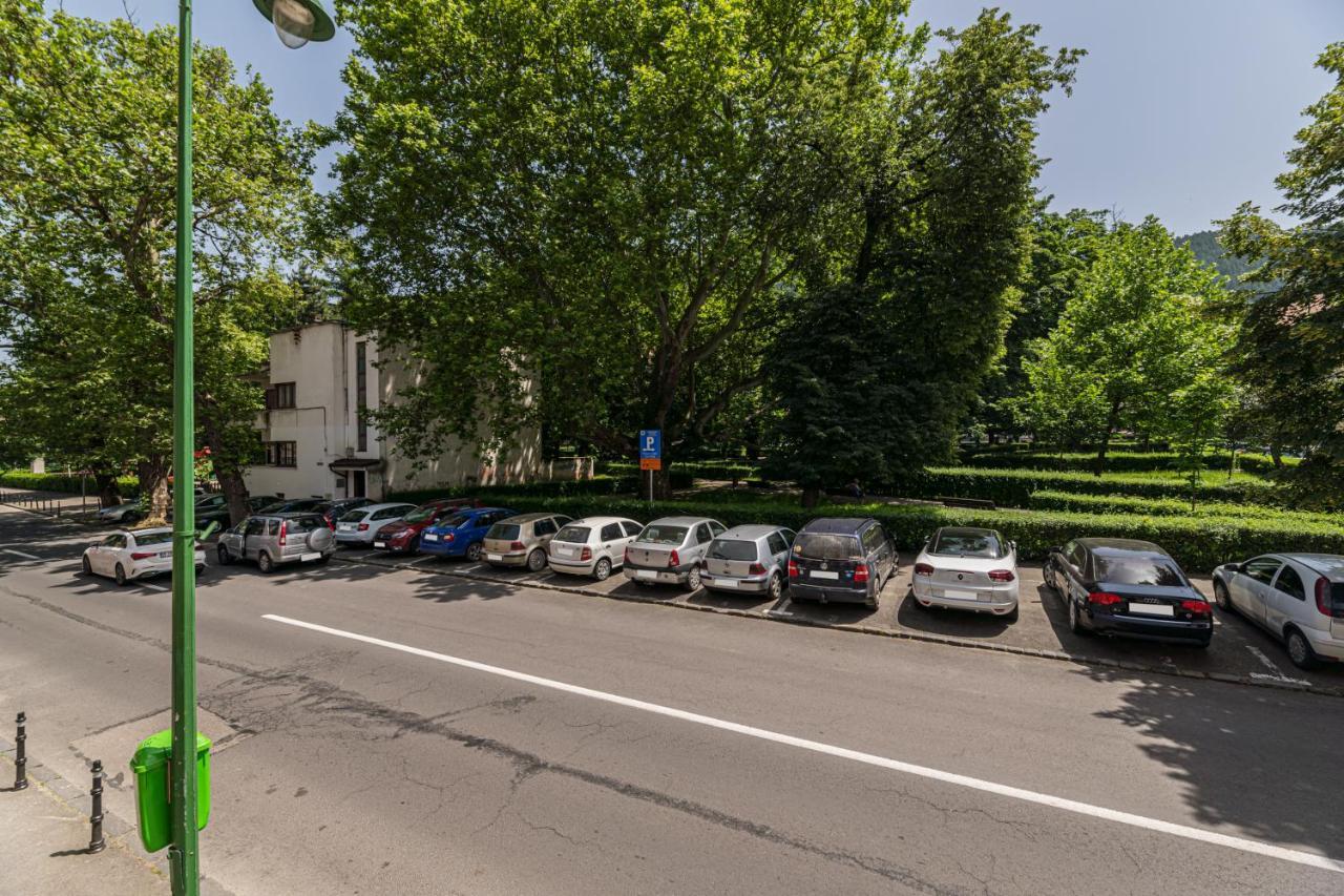 Sabin Apartments Private Parking Brasov Ngoại thất bức ảnh